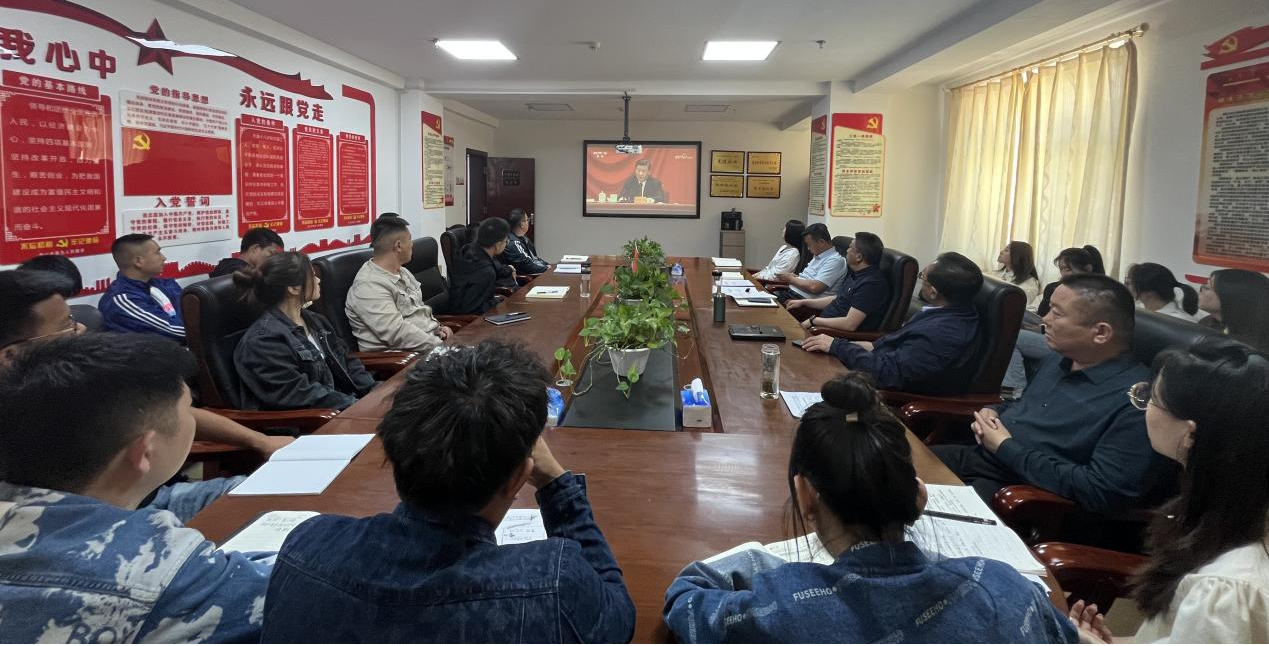 乐天使 开展习近平总书记在庆祝中国共青团 成立100周年大会