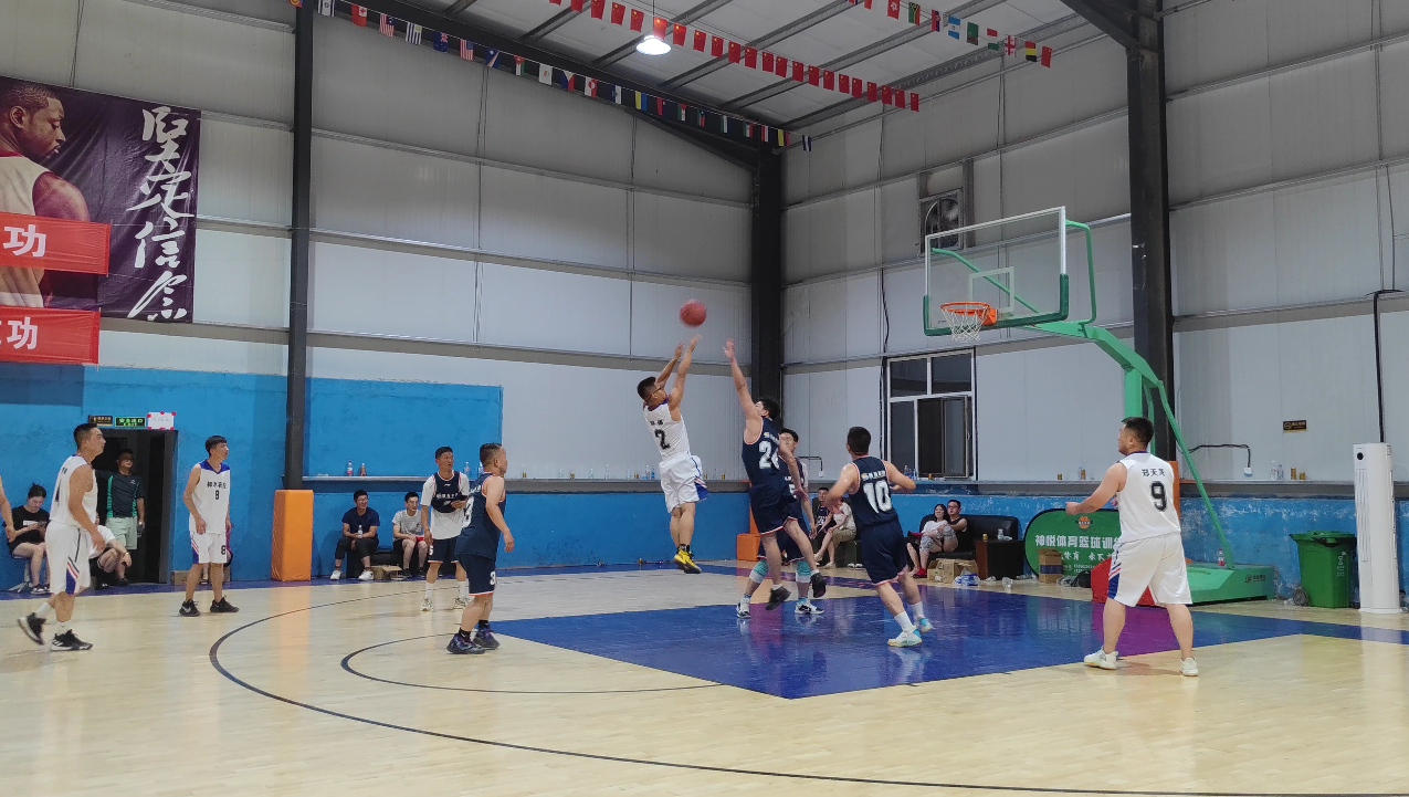 以篮球之名 展农投风采  —记参加神木市2022年“职工杯”干部职工篮球比赛