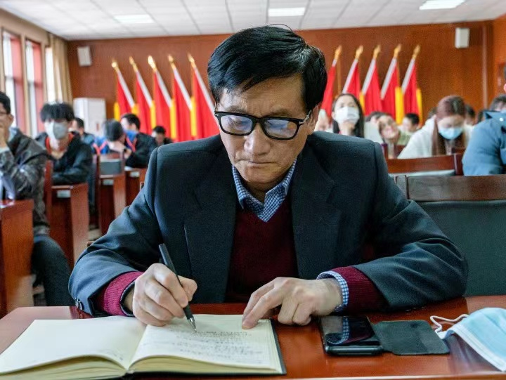 “榆林好人”王宝生：躬身育桃李 凝心铸师魂