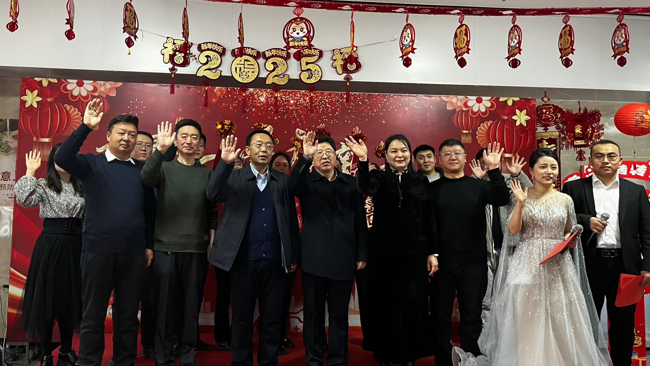 欢聚一堂贺新春，携手并进启新程 —神木市乐天使新春年会盛典圆满举行