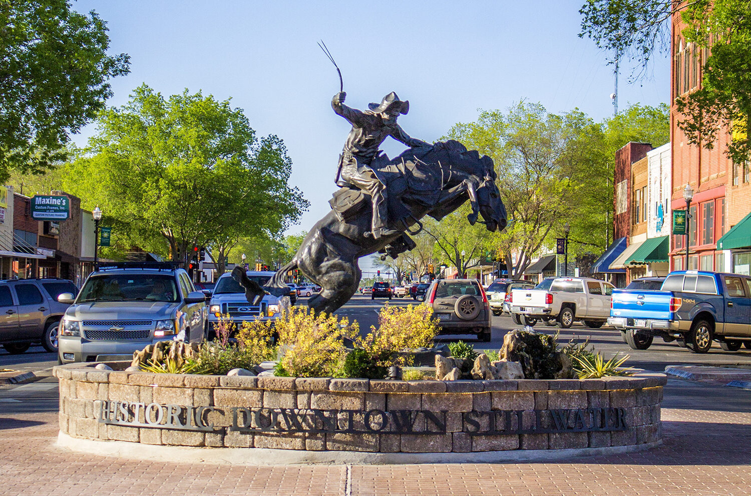 LAUNCHING SPEAKER SERIES WITH CHUCK MAROHN, FOUNDER STRONG TOWNS